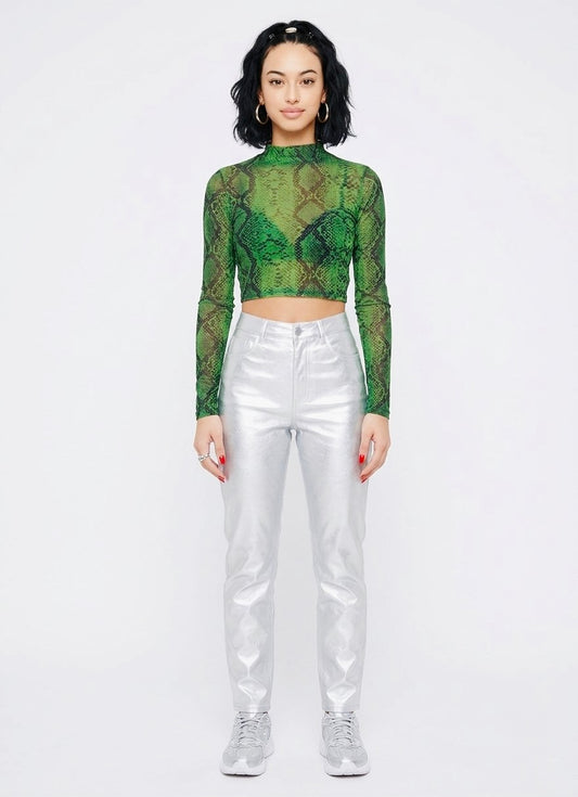 Sleek, Chic, and Sophisticated: Elevate Your Evening Wear